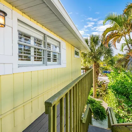 Cabana Breeze